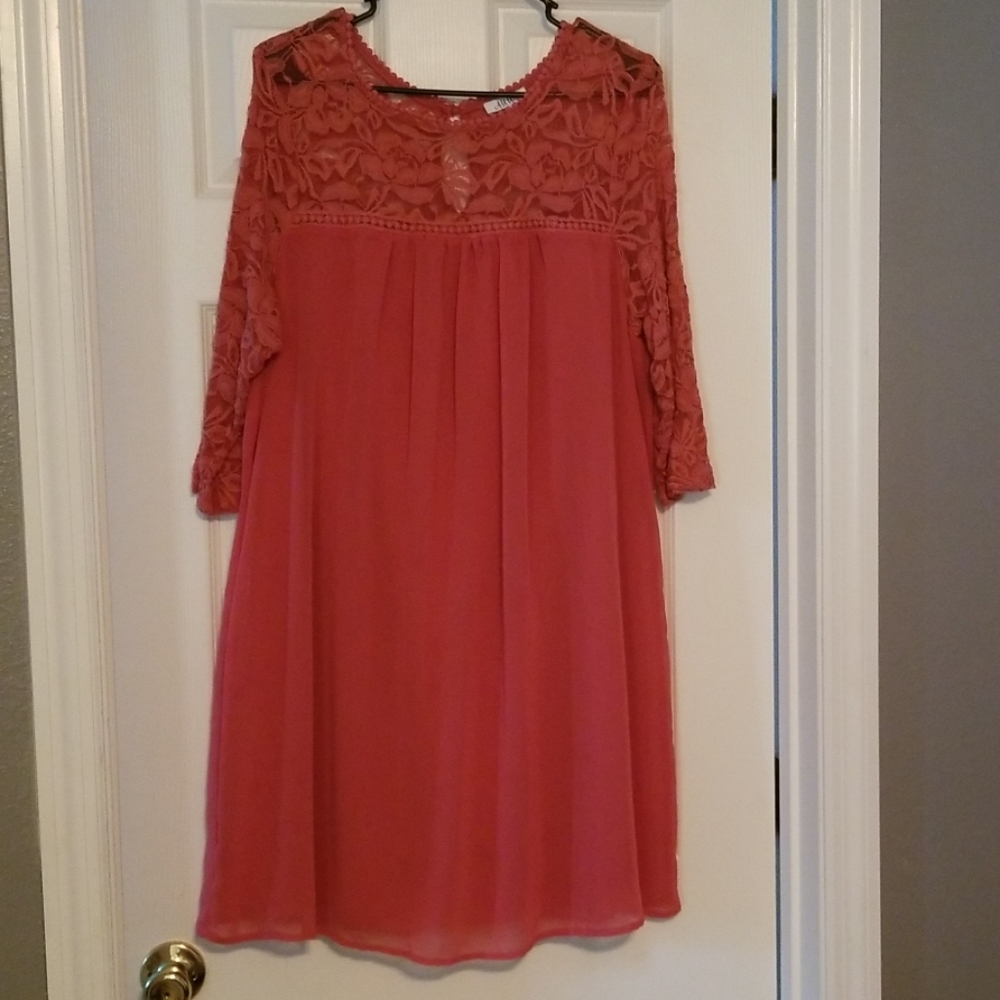 Dress - Picture 4 of 5
